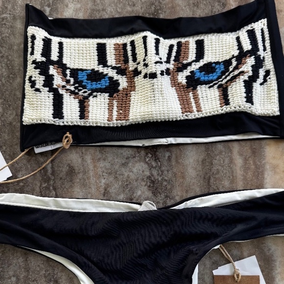 NWT- Charmosa Crocheted Tiger Eyes 2 Piece Brazilian Bikini Bandeaux Top - Picture 1 of 6